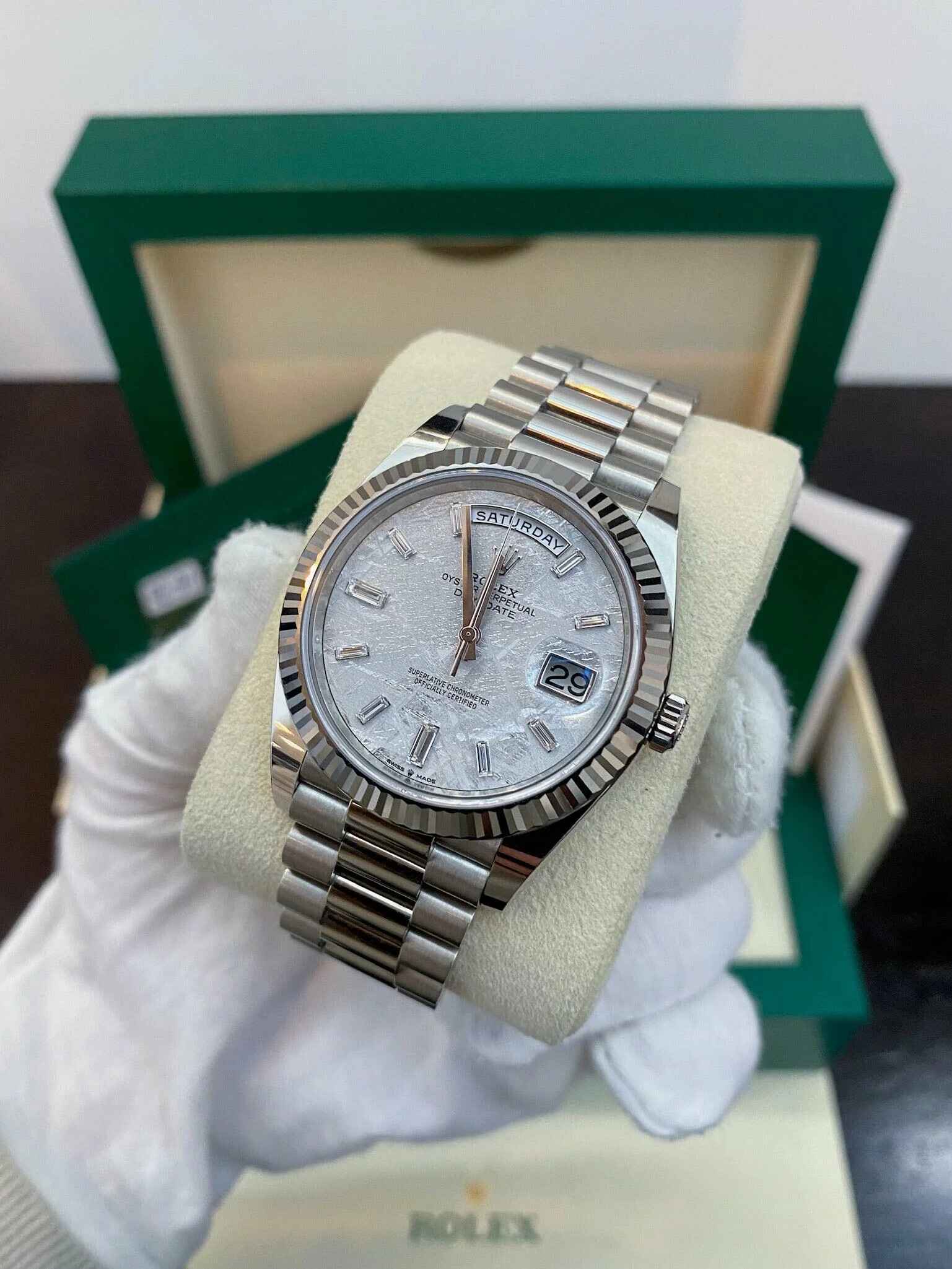 Rolex Day-Date 40 Oyster Perpetual 18 ct white gold meteorite, diamond-set dial fluted bezel President band Reference 228239 2 Rolex Day-Date 40 Oyster Perpetual 18 ct white gold meteorite, diamond-set dial fluted bezel President band Reference 228239 - Image 2